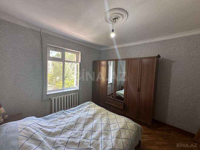 Satılır 2 otaqlı köhnə tikili 65 m², Qaraçuxur q., photo 6 from 16