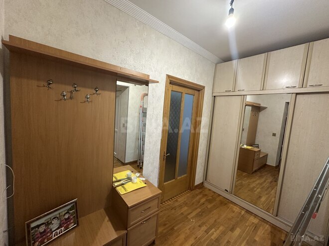 Satılır 2 otaqlı köhnə tikili 65 m², Qaraçuxur q., photo 11 from 16