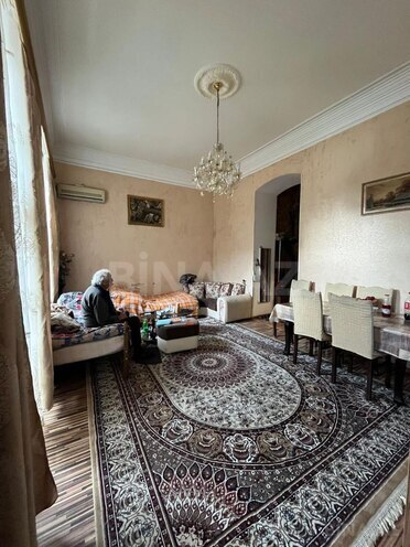 Satılır 2 otaqlı köhnə tikili 60 m², Nizami m., photo 11 from 12