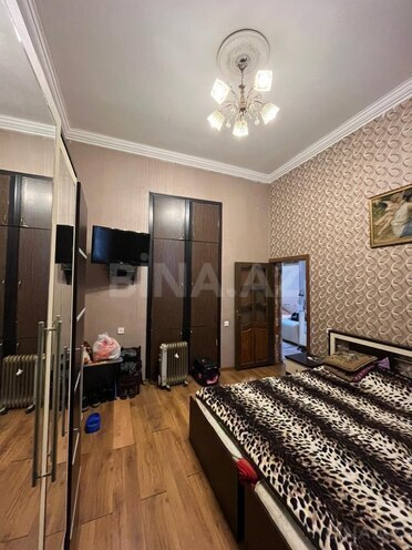 Satılır 2 otaqlı köhnə tikili 60 m², Nizami m., photo 9 from 12