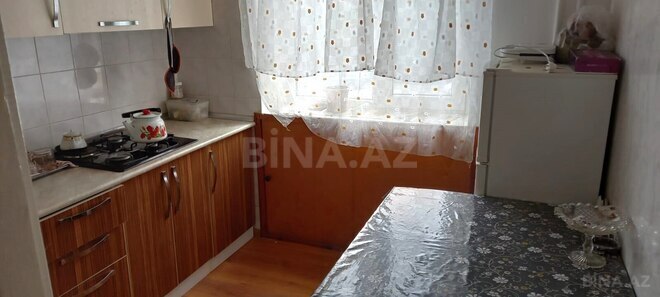 Satılır 1 otaqlı köhnə tikili 45 m², İnşaatçılar m., photo 7 from 12