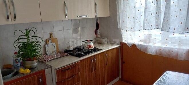 Satılır 1 otaqlı köhnə tikili 45 m², İnşaatçılar m., photo 6 from 12