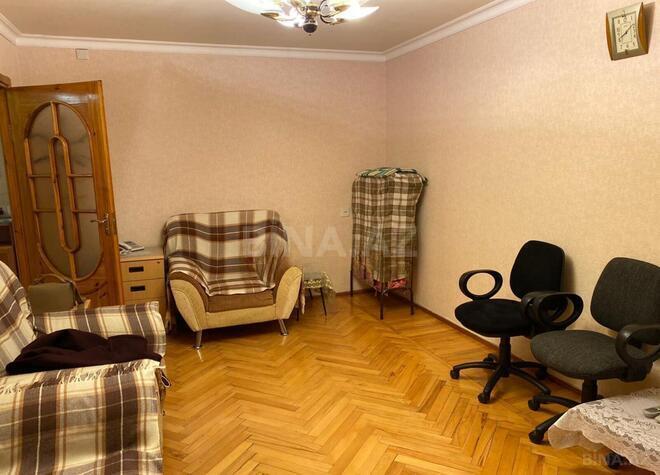 Satılır 1 otaqlı köhnə tikili 35 m², Elmlər Akademiyası m., photo 4 from 10