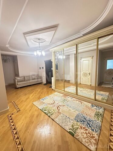 Сдаётся 3-комн. новостройка 150 м², м. 8 ноября, photo 5 from 18