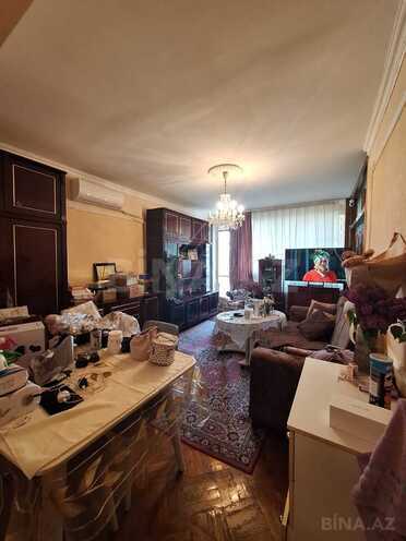 Satılır 2 otaqlı köhnə tikili 55 m², İnşaatçılar m., photo 5 from 10