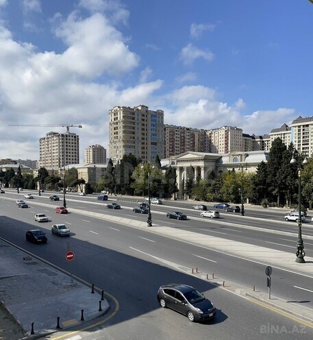 Продаётся 3-комн. вторичка 75 м², м. Нариман Нариманов, photo 15 from 17