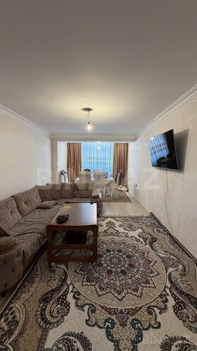 Satılır 3 otaqlı köhnə tikili 85 m², Xalqlar Dostluğu m., photo 3 from 17