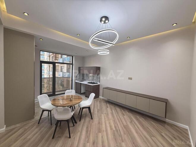 Сдаётся 3-комн. новостройка 100 м², м. Низами, photo 1 from 18