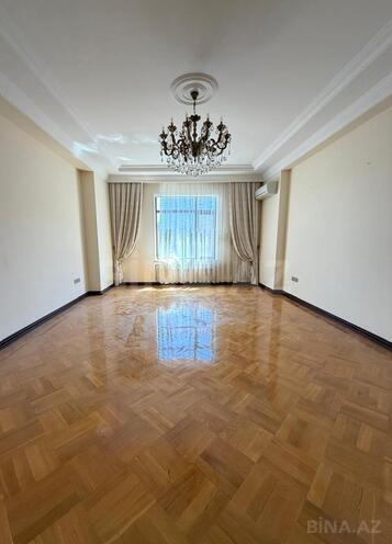 Продаётся 4-комн. новостройка 208 м², м. Сахил, photo 1 from 24