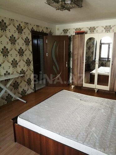 Продаётся 3-комн. вторичка 70 м², м. Кара Караев, photo 7 from 18