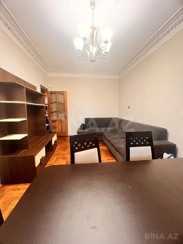 Сдаётся 2-комн. вторичка 65 м², м. Иншаатчылар, photo 4 from 10