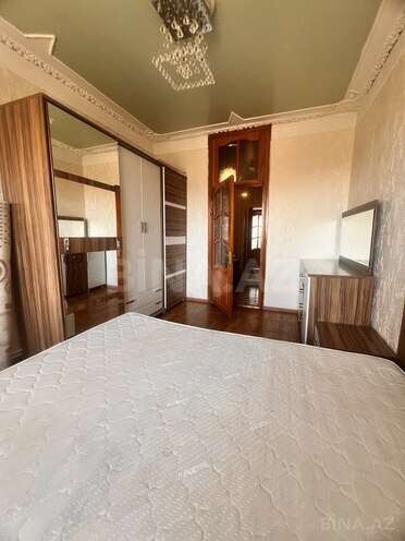 Сдаётся 2-комн. вторичка 65 м², м. Иншаатчылар, photo 3 from 10
