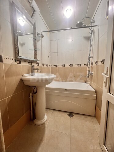 Сдаётся 2-комн. вторичка 65 м², м. Иншаатчылар, photo 8 from 10