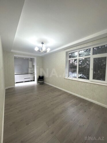 Продаётся 2-комн. вторичка 50 м², м. Азадлыг проспекти, photo 1 from 7