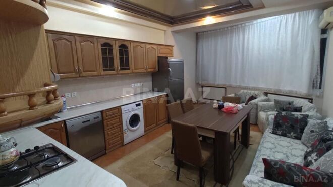 İcarəyə verilir 3 otaqlı yeni tikili 180 m², 28 May m., photo 5 from 15
