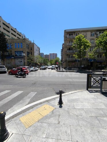 Продаётся 2-комн. вторичка 55 м², Насиминский  р., photo 9 from 18