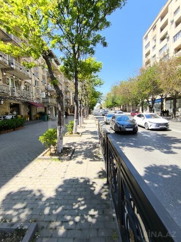 Продаётся 2-комн. вторичка 55 м², Насиминский  р., photo 7 from 18