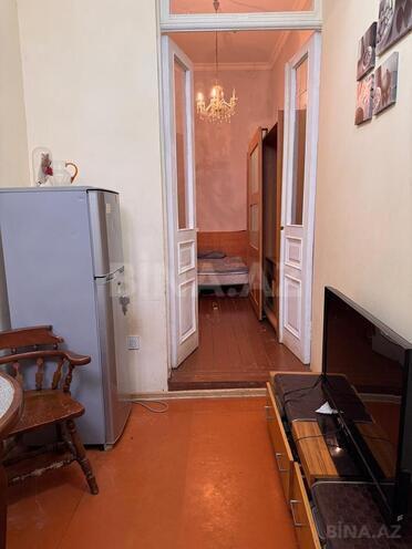 İcarəyə verilir 1 otaqlı köhnə tikili 30 m², Sahil m., photo 12 from 14