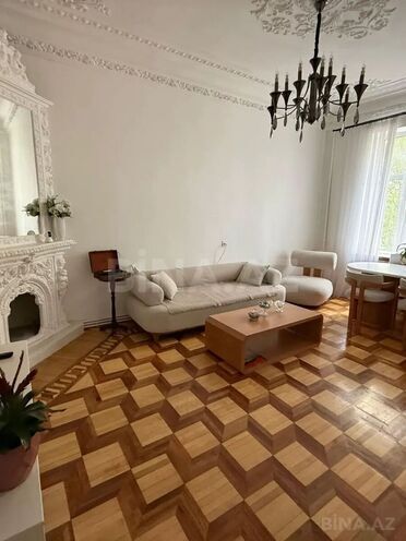 Продаётся 3-комн. вторичка 80 м², м. Низами, photo 4 from 13