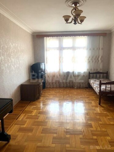 İcarəyə verilir 3 otaqlı köhnə tikili 90 m², Qara Qarayev m., photo 4 from 17