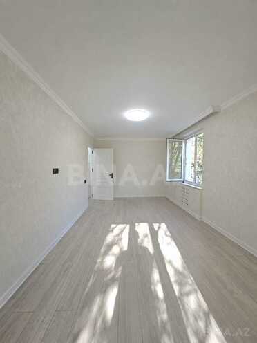 Satılır 2 otaqlı köhnə tikili 35 m², İnşaatçılar m., photo 6 from 11