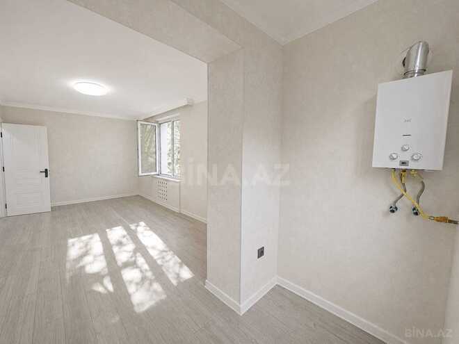 Satılır 2 otaqlı köhnə tikili 35 m², İnşaatçılar m., photo 3 from 11