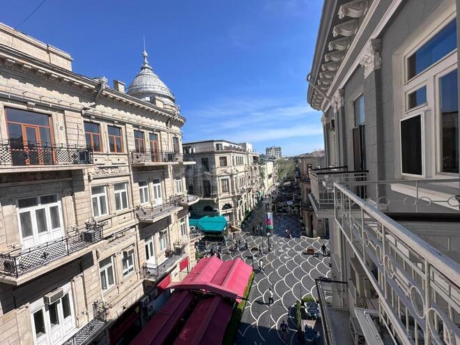 Продаётся 3-комн. вторичка 115 м², м. Сахил, photo 1 from 17