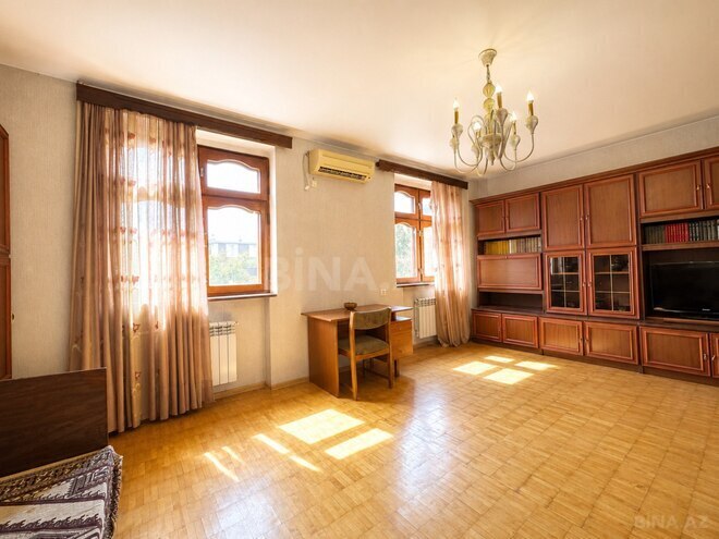 Продаётся 4-комн. вторичка 103 м², м. Нариман Нариманов, photo 1 from 13
