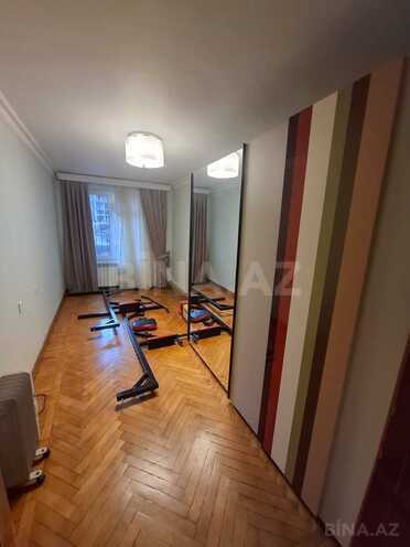 Продаётся 3-комн. вторичка 75 м², м. Низами, photo 4 from 16