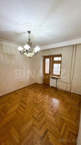 Satılır 2 otaqlı köhnə tikili 60 m², Neftçilər m., photo 4 from 7