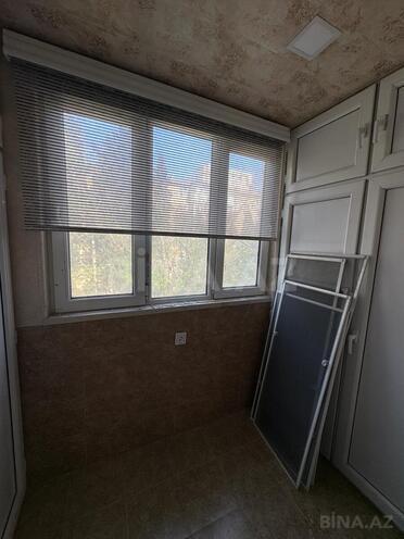 Продаётся 3-комн. вторичка 60 м², м. Нефтчиляр, photo 10 from 17