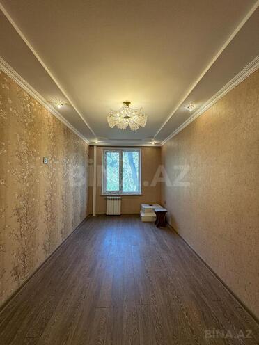 Продаётся 3-комн. вторичка 60 м², м. Нефтчиляр, photo 12 from 17