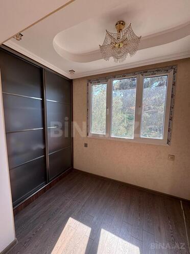 Продаётся 3-комн. вторичка 60 м², м. Нефтчиляр, photo 8 from 17