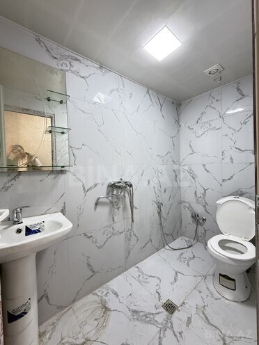 Продаётся 2-комн. вторичка 38 м², м. Иншаатчылар, photo 10 from 11