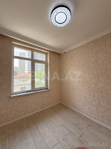 Продаётся 2-комн. вторичка 38 м², м. Иншаатчылар, photo 6 from 11