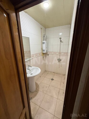 Satılır 2 otaqlı köhnə tikili 65 m², 20 Yanvar m., photo 12 from 17