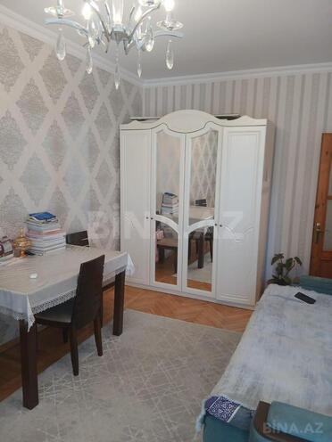 Продаётся 2-комн. вторичка 42 м², м. Насими, photo 3 from 9