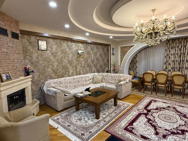Продаётся 4-комн. новостройка 160 м², м. Кара Караев, photo 1 from 18