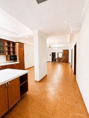 İcarəyə verilir 5 otaqlı ofis 175 m², 28 May m., photo 7 from 12