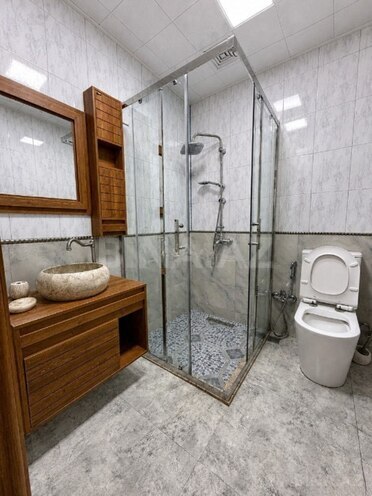 İcarəyə verilir 5 otaqlı ofis 175 m², 28 May m., photo 10 from 12
