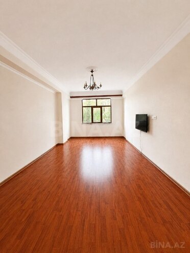 İcarəyə verilir 5 otaqlı ofis 175 m², 28 May m., photo 3 from 12