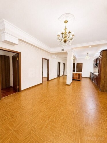 İcarəyə verilir 5 otaqlı ofis 175 m², 28 May m., photo 6 from 12