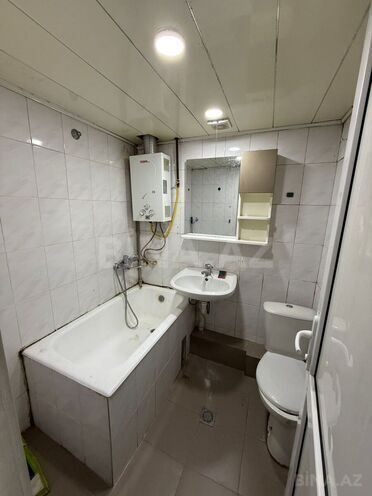 Продаётся 2-комн. вторичка 40 м², м. Элмляр Академиясы, photo 14 from 15