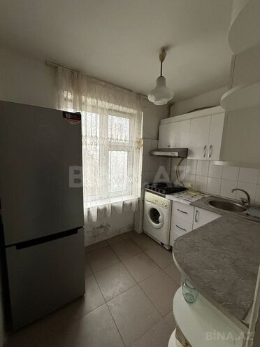 Продаётся 2-комн. вторичка 40 м², м. Элмляр Академиясы, photo 9 from 15
