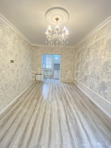 Продаётся 2-комн. вторичка 45 м², м. Иншаатчылар, photo 4 from 17