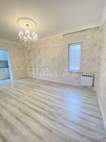 Продаётся 2-комн. вторичка 45 м², м. Иншаатчылар, photo 3 from 17