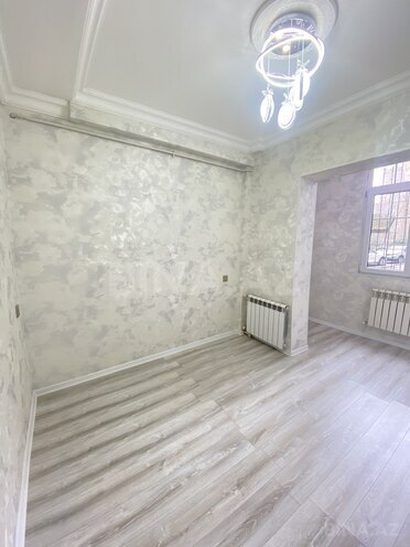 Продаётся 2-комн. вторичка 45 м², м. Иншаатчылар, photo 8 from 17