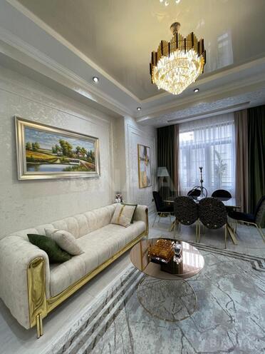 Продаётся 3-комн. новостройка 75 м², м. 28 мая, photo 1 from 17