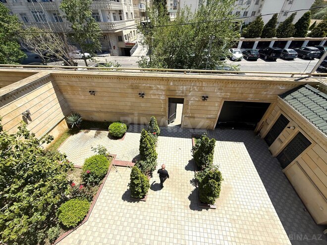 Satılır 12 otaqlı həyət evi/bağ evi 900 m², Nəsimi m., photo 18 from 32