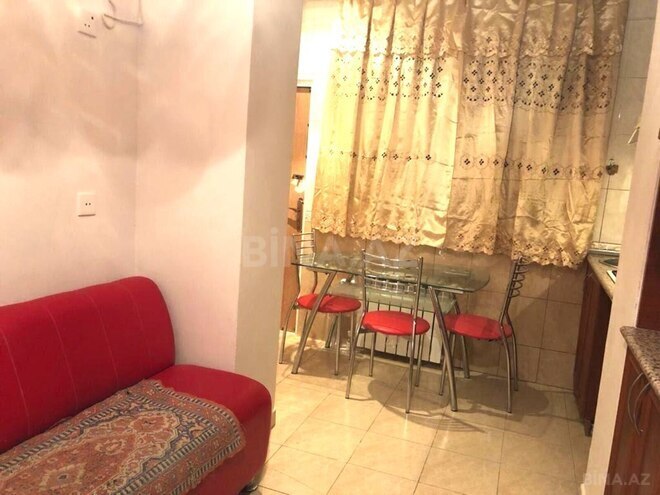 İcarəyə verilir 2 otaqlı köhnə tikili 75 m², Xalqlar Dostluğu m., photo 14 from 16